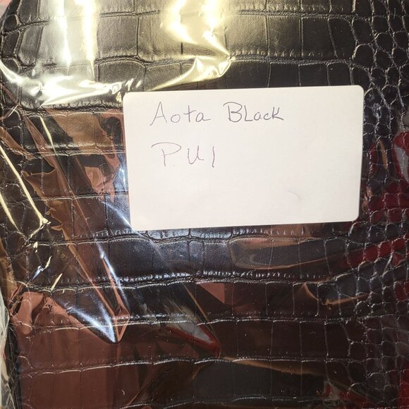 Aota Black Crocodile Pattern Vegan Leather Bucket Bag Gold Hardware & Adjustable - Picture 12 of 12